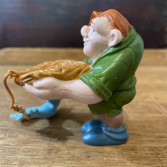 Quasimodo The Hunchback Disney Figure with Bird Nest and Blue Bird - Picture 5 of 7